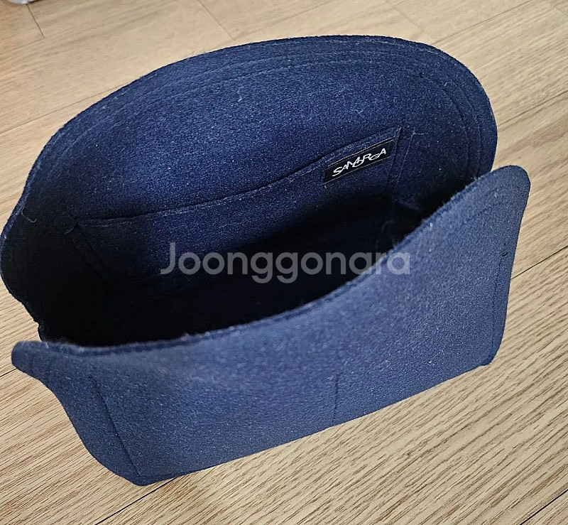 루이비통 알마 BB 에피 네이비--9