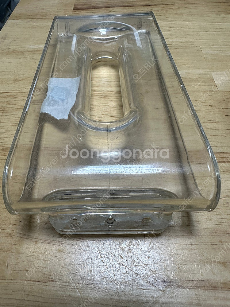 Apple 23 인치 크리스탈 모니터 팝니다--1