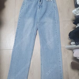 (새상품) 청바지,화이트진,블랙진