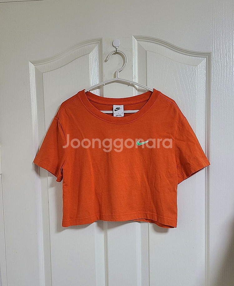 정품 나이키 우먼 오렌지 크롭 반팔티--0