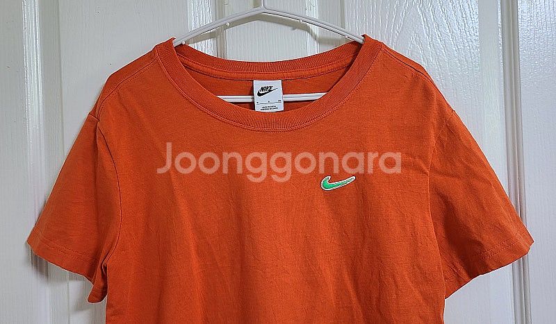 정품 나이키 우먼 오렌지 크롭 반팔티--1