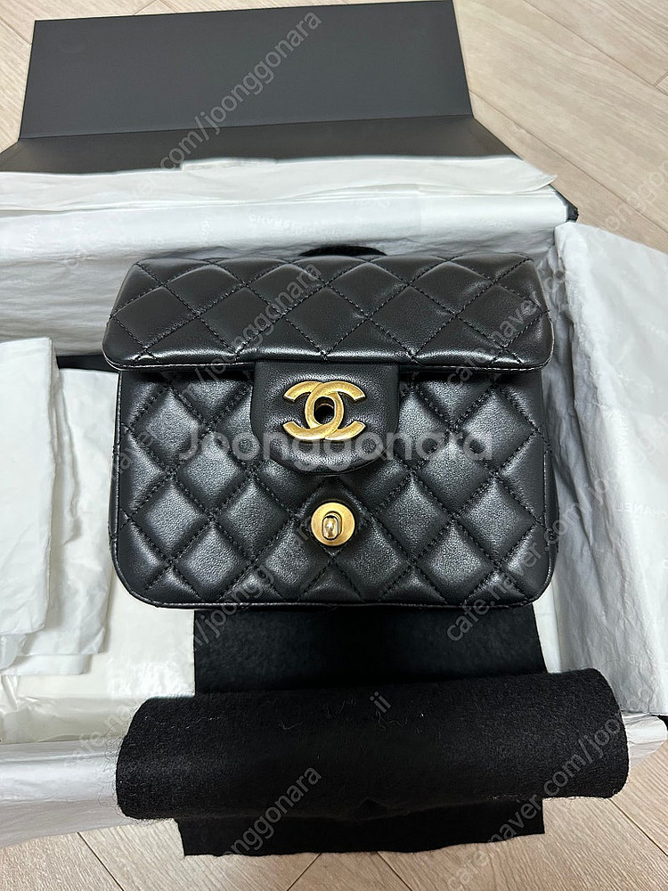 샤넬 쁘띠삭 골드볼--1