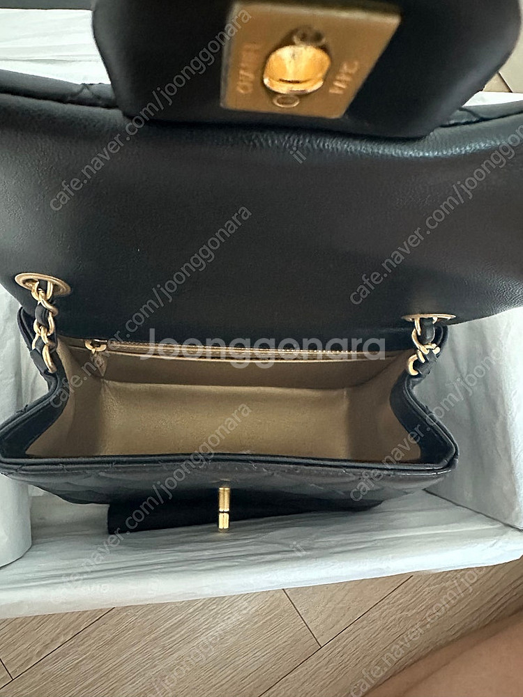 샤넬 쁘띠삭 골드볼--5