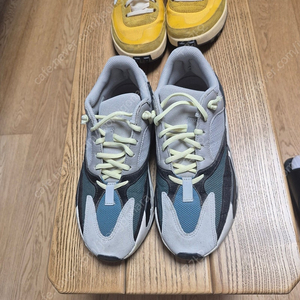 이지부스트 700 웨이브러너 265