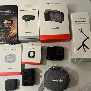 Insta360 에이스 프로2 스냅샷 번들(악세사리 및 보증연장)