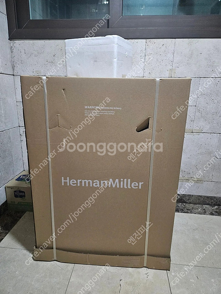 미개봉 국내 정품 허먼밀러 뉴 에어론 풀체어 그라파이트...--1