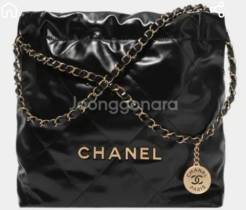 샤넬 22백 미개봉 새상품 스몰 블랙 금장--0