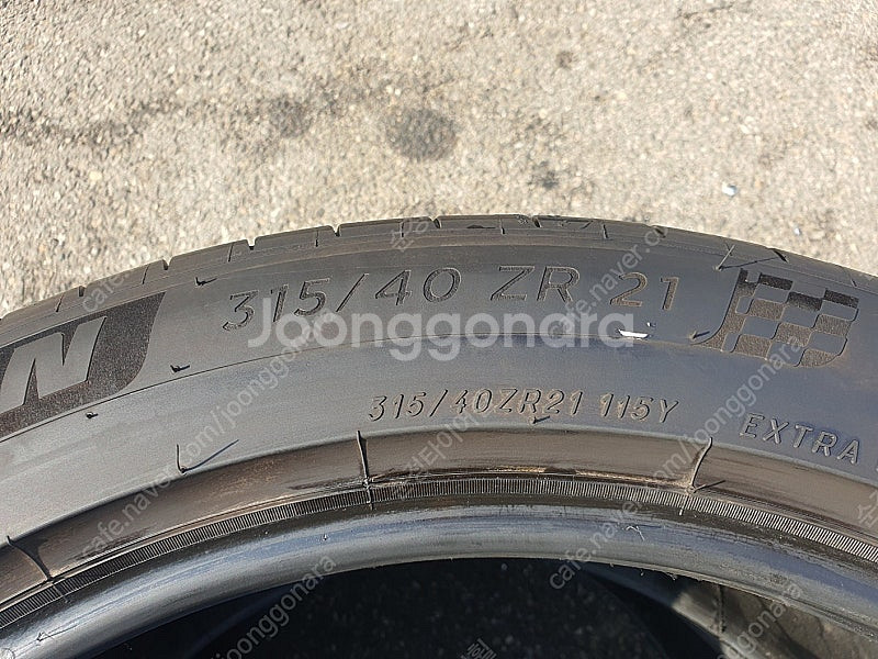 315 40 21 미쉐린PS4 중고타이어 2본 판매합니...--4