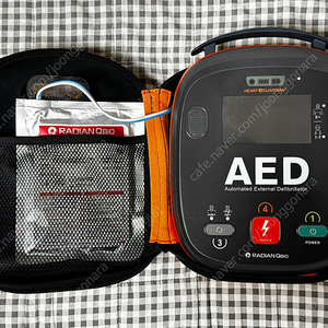 AED 자동제세동기 자동심장충격기 라디안 HR-701 PLUS A 판매합니다
