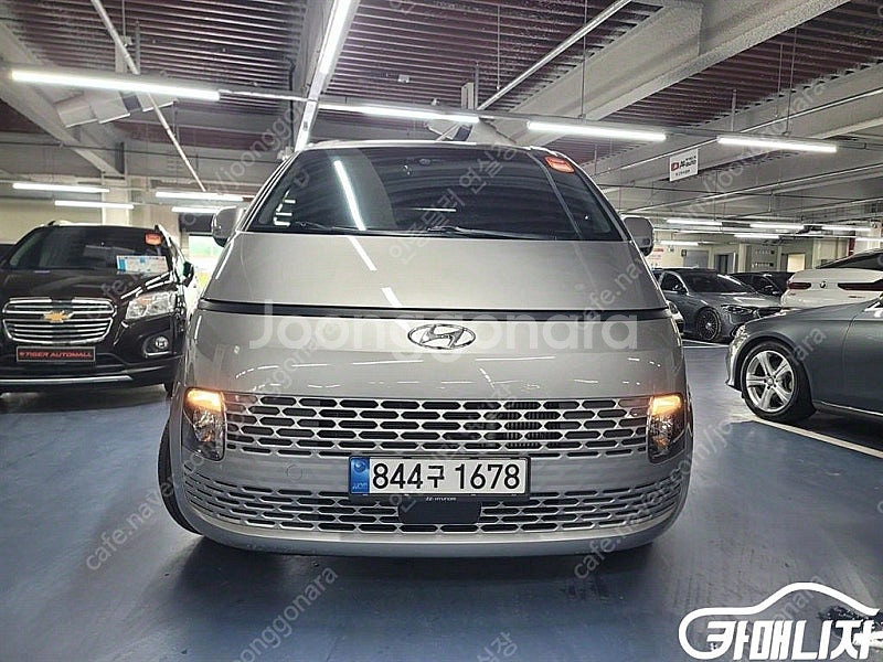 [현대]스타리아 2WD 디젤 카고 3인승 모던 ★중고차...--3