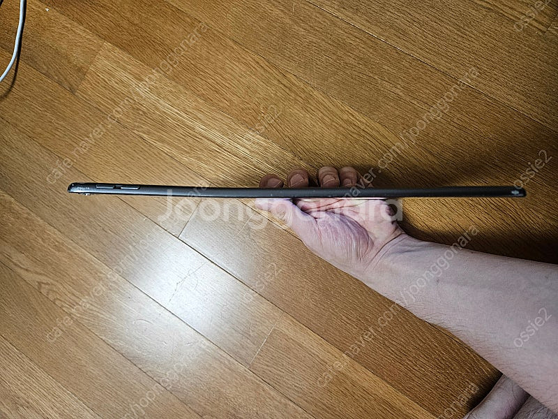 액정깨진 아이패드 에어3--1