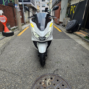 pcx24년식 4000km판매합니다