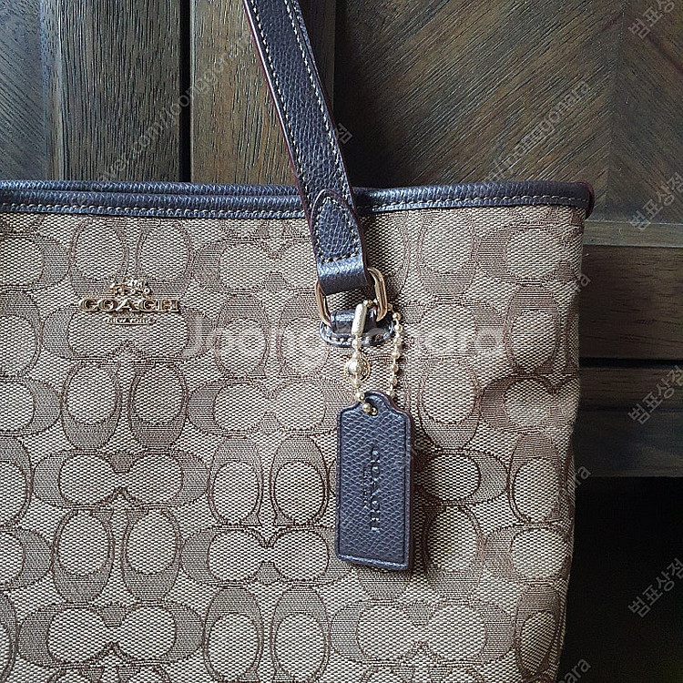 [새상품][무료배송] 코치 가방 COACH 시그니처 텍...--1