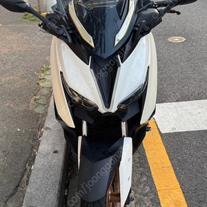 Xmax300