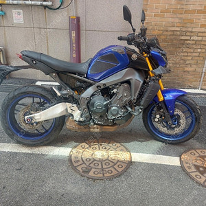 mt-09 sp 22년식 1.4만실주행 950만원에 팝니다.