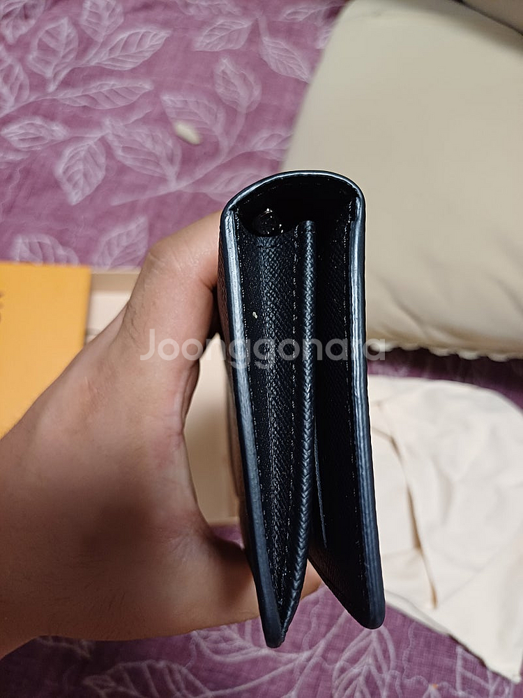 루이비통 m61697 이클립스 장지갑 상태최상 판매합니...--3