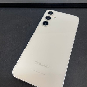 갤럭시S23FE 크림 256GB 무잔상 상태좋은 중고32만팝니다