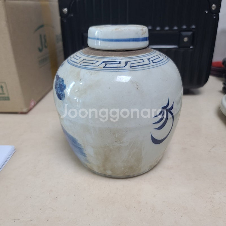 오래된 청화 차통--1