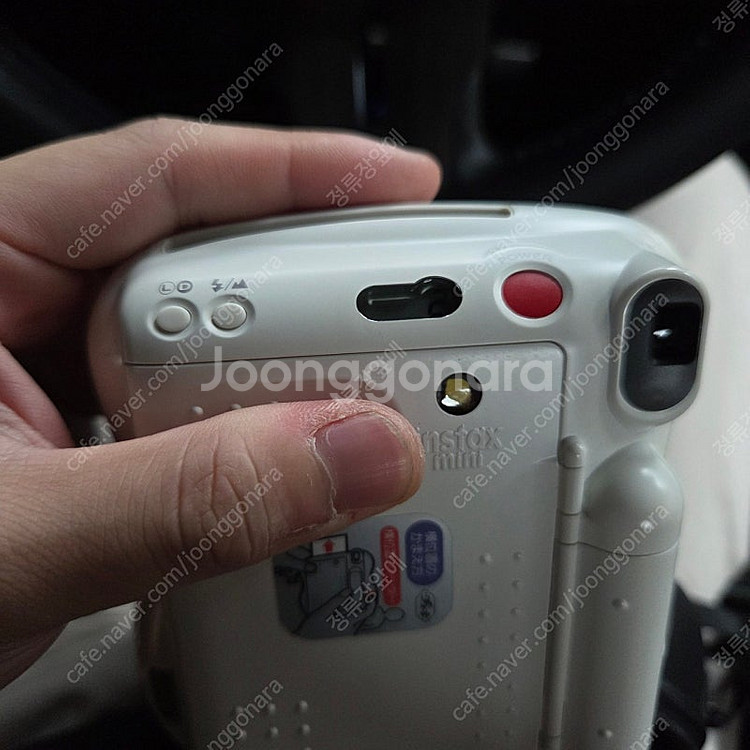 인스탁스 미니25 폴라로이드 카메라 판매합니다.--1