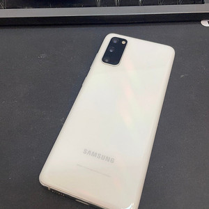 갤럭시S20 화이트 128GB 무잔상 상태좋은 중고18만팝니다