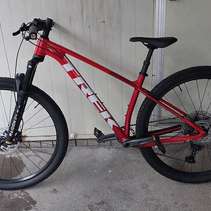 TREK 트렉 프로칼리버6 M 팝니다.