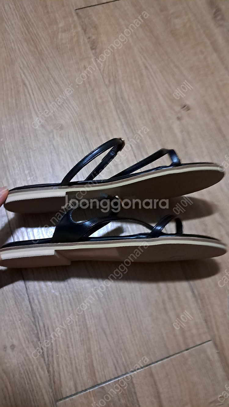 아이러브플랫 샌들 쪼리 240 새상품 1만5천원--1