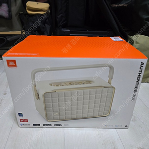 Jbl 어센틱 300 화이트 블루투스 스피커 신품급 단순개봉제품 판매합니다(무료배송)