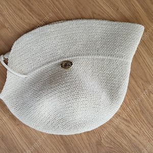 화이트샌즈 린넨 보닛햇 모자