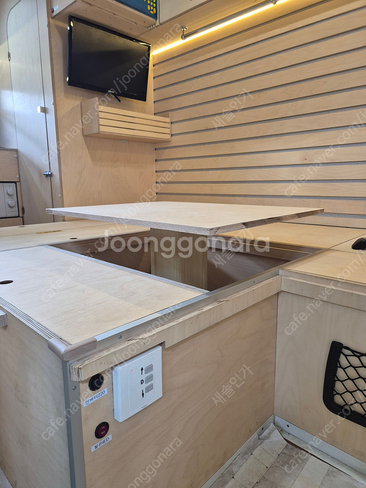1톤트럭캠핑카/기아3인승워크스루밴/모터홈/캠핑카(미사용...--4