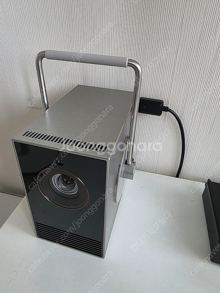 HU710PB 시네빔큐브 프로젝터 + 엑스붐360 RP4BE--0