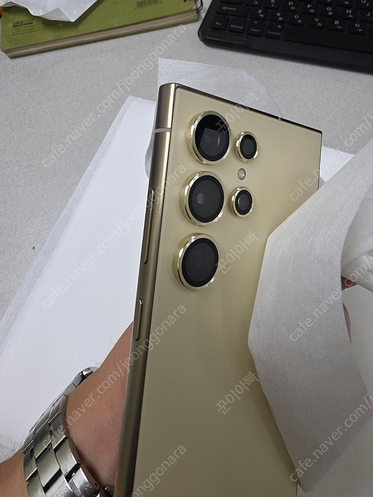 갤럭시S24울트라 256G 티타늄옐로우 팝니다.--4