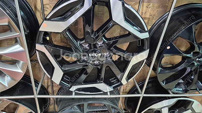 [판매] 기아 셀토스 18인치휠 임판 Q5600--0