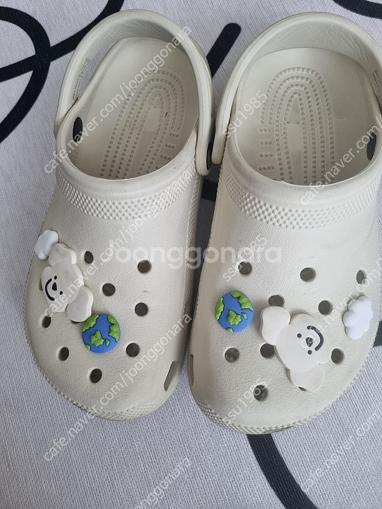 크록스 230~235 지비츠포함(반값택포)--0