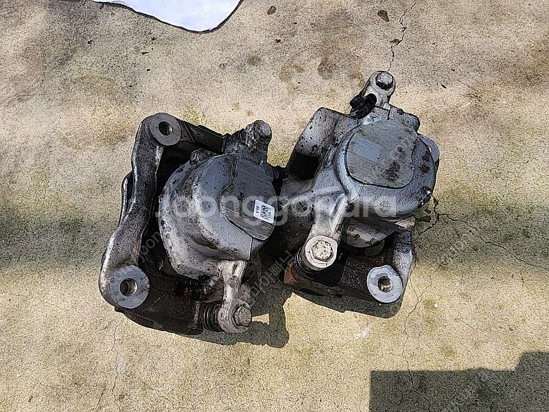 BMW G30 520d 순정 1P 캘리퍼 프론트 좌우 ...--4