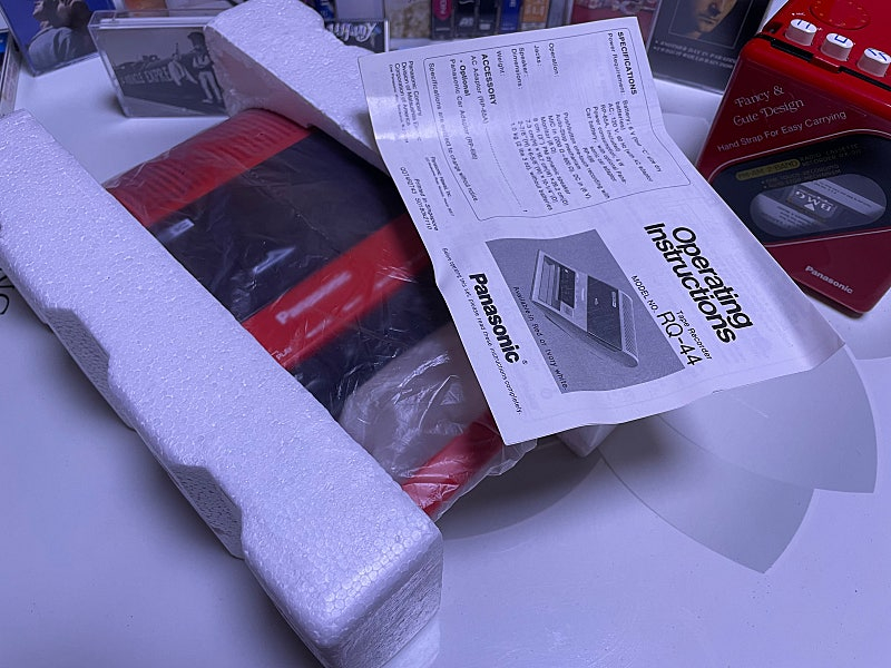 (새상품)1980‘S~Panasonic[파나소닉]빈티지 카세트플레이어~레드색상///레트로 빈티지소품--3