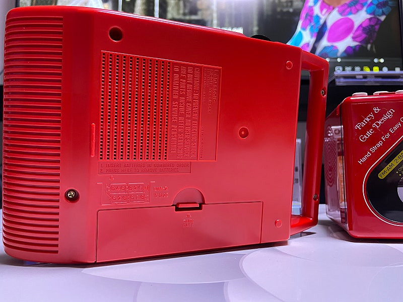 (새상품)1980‘S~Panasonic[파나소닉]빈티지 카세트플레이어~레드색상///레트로 빈티지소품--5