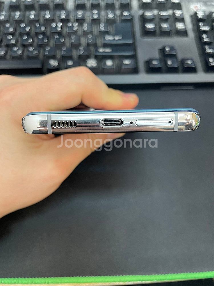 갤럭시S21울트라 256GB 실버 무잔상 상태좋은 중고...--5