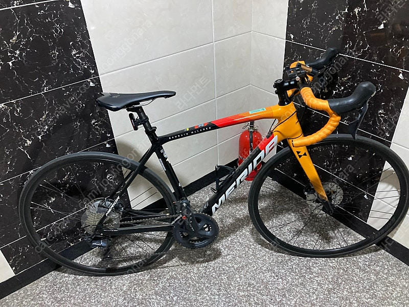 2021 메리다 스컬트라 5000 맥라렌 자전거 팝니다--2