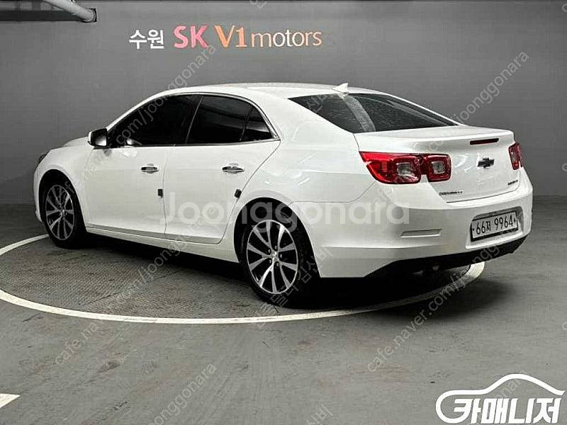 중고차 말리부 2.4 LTZ 2015 년식 흰색 중고차...--4