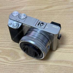 소니 a6000 실버 번들셋 판매합니다.