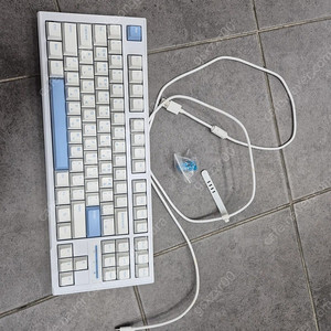 키보드 spm pl87b pbt 미드나잇 팝니다