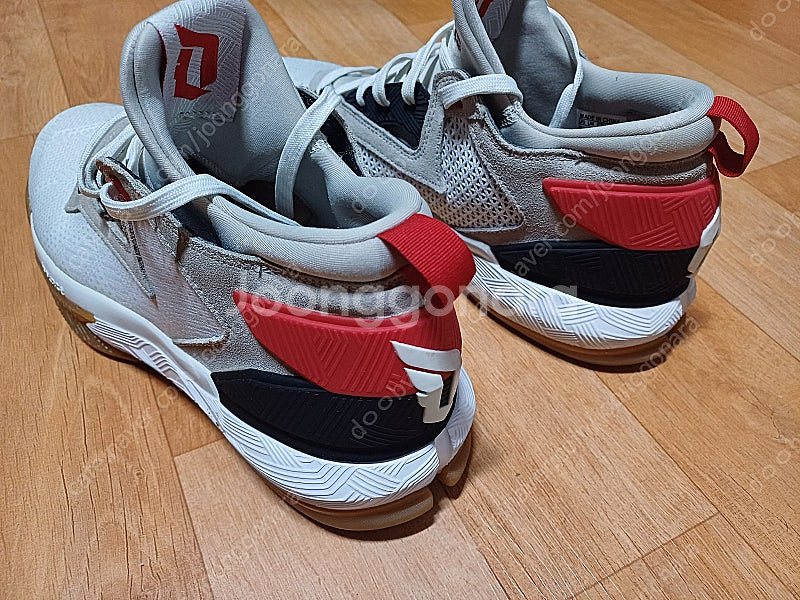 농구화 2종 판매합니다 나이키 르브론18 아디다스 릴라...--5