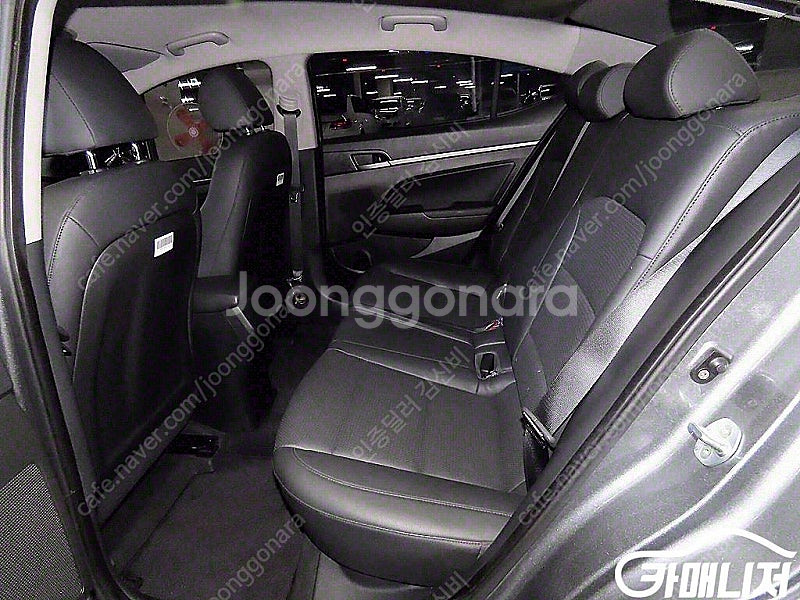 중고차 아반떼 AD 1.6 GDI 스타일 2017 년식...--7