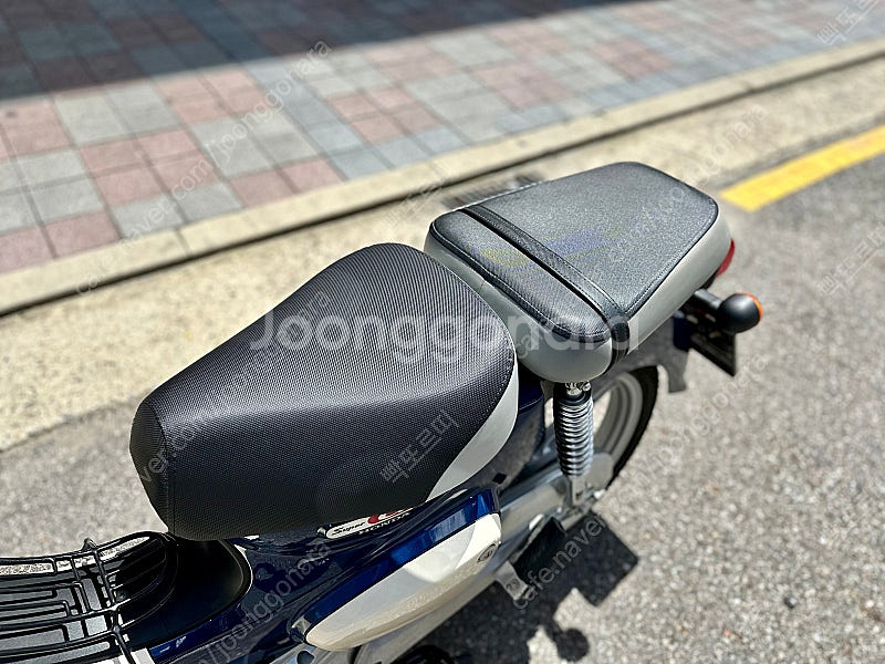 혼다 슈퍼커브 2019년 블루 4천km 짧은 실키로수 ...--9