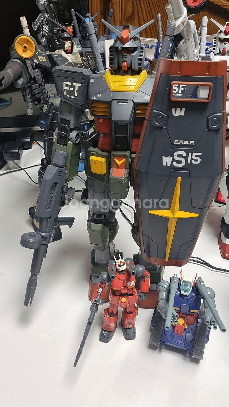 메가급 RX-78-2 쿠니오건담 도색프라모델--2
