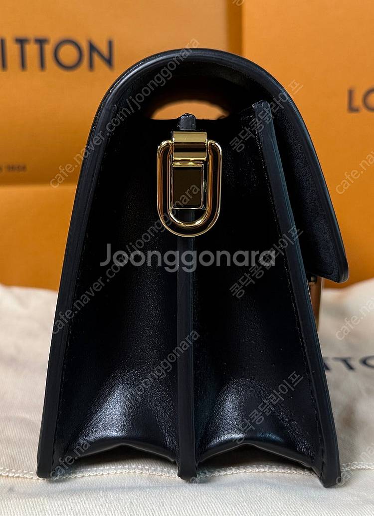 [새상품] 루이비통 에피 에삐 미니도핀 체인 숄더백 블...--4