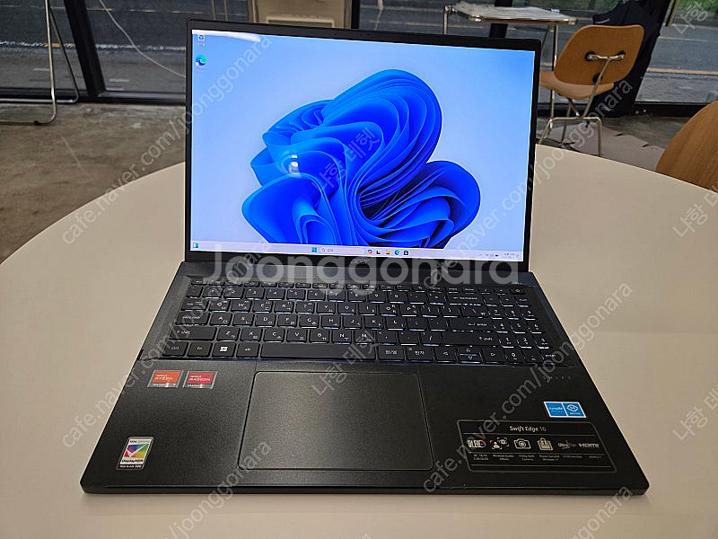 16인치 swift edge16 고사양 팝니다. 전신필...--0