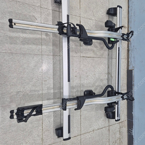 툴레 자전거 케리어 및 윙바 판매합니다