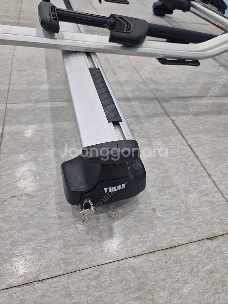 툴레 자전거 케리어 및 윙바 판매합니다--2