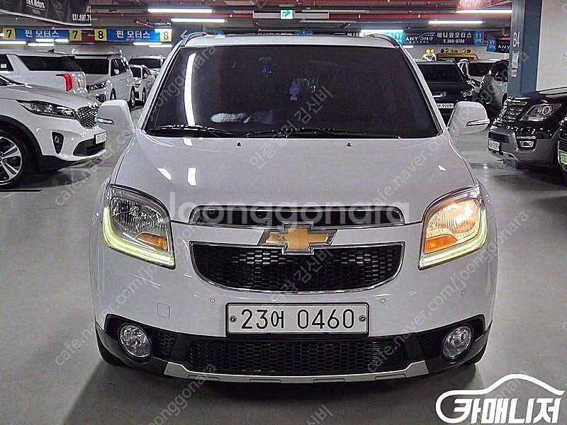 중고 올란도 LPGI LTZ 프리미엄 2017 년식 흰색 중고차 매물--2